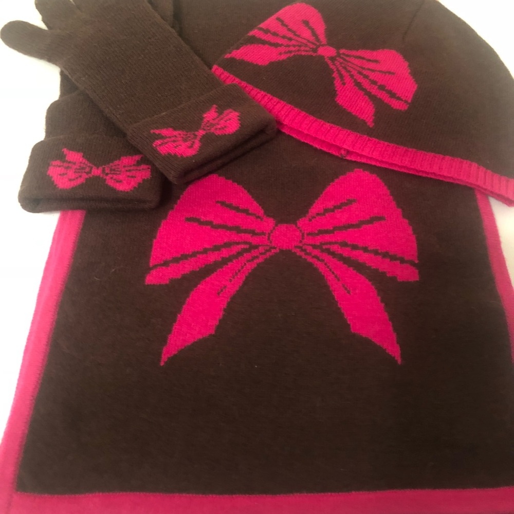 Scarf, Hat & Gloves set (NWOT)